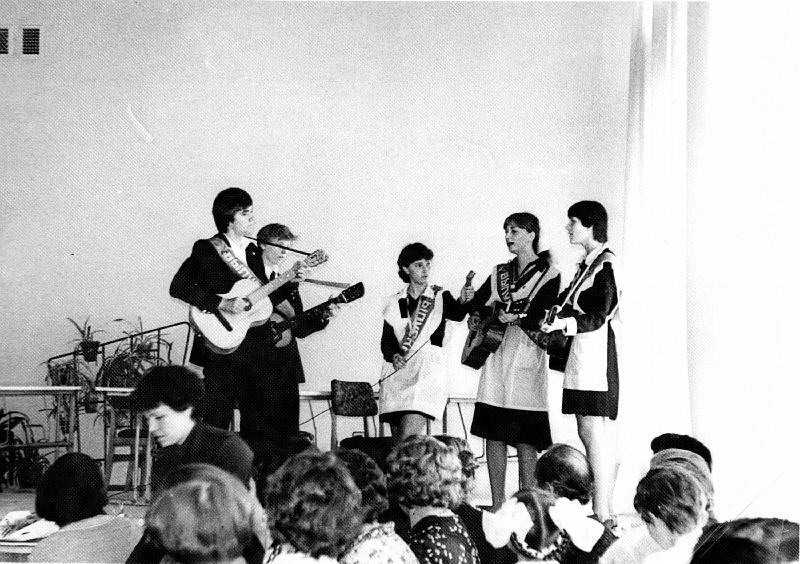 Poslednii-zvonok-1982.jpg